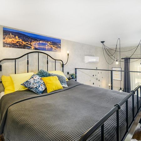 Luxury Apartment In The City Center With Parking 布达佩斯 外观 照片