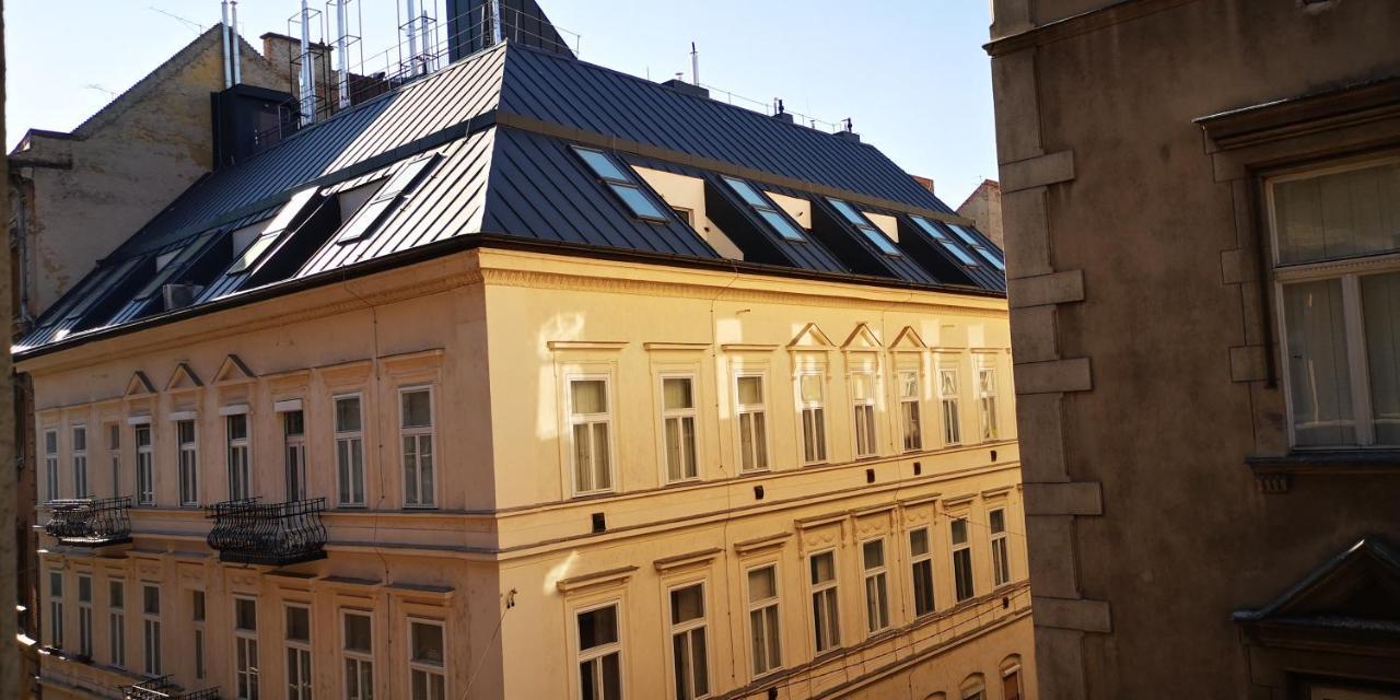 Luxury Apartment In The City Center With Parking 布达佩斯 外观 照片