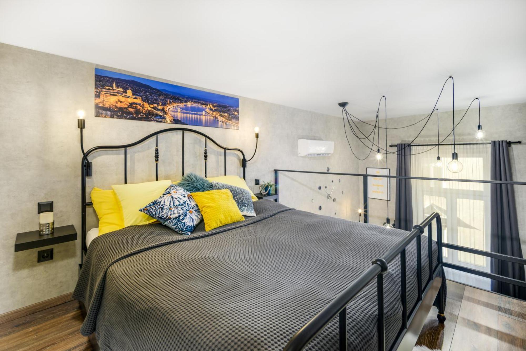 Luxury Apartment In The City Center With Parking 布达佩斯 外观 照片